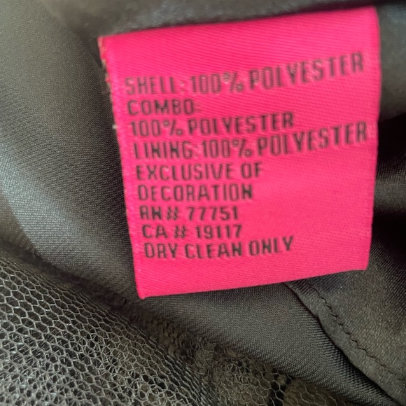 BETSEY JOHNSON SIZE 4 Dress - Picture 4 of 7